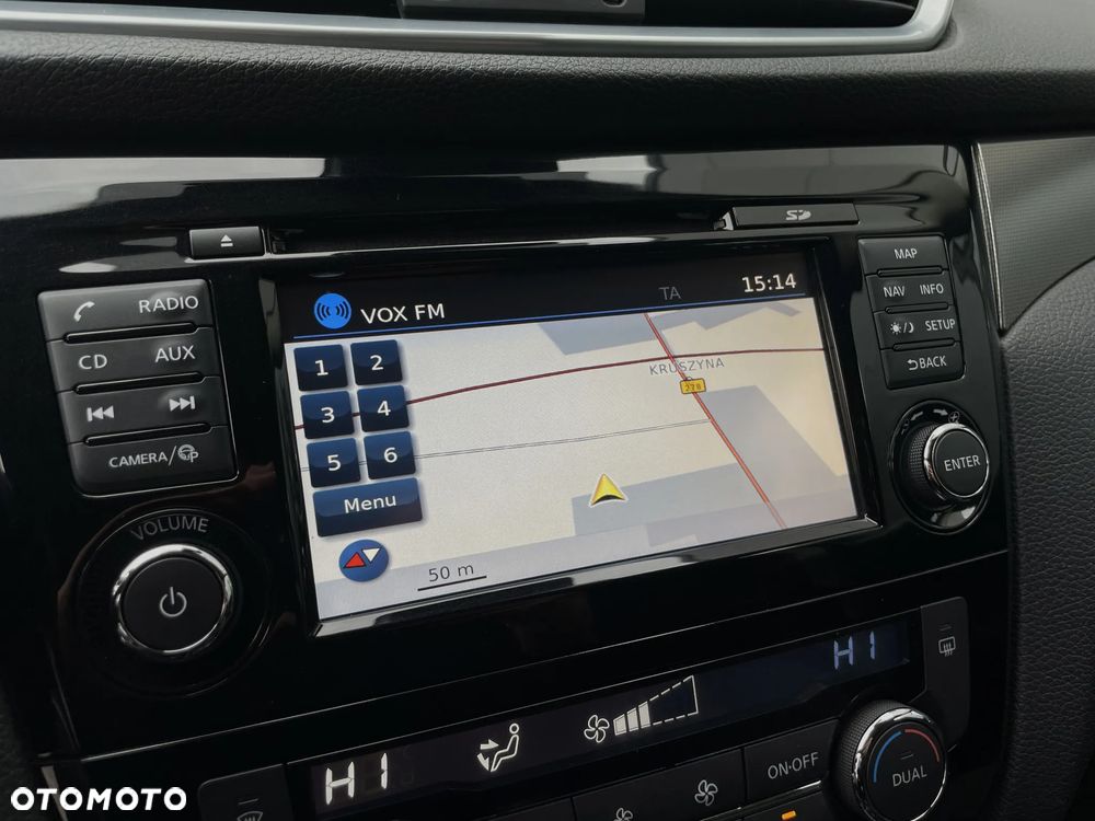 Nissan Qashqai 1.6 DIG-T N-Connecta - 25