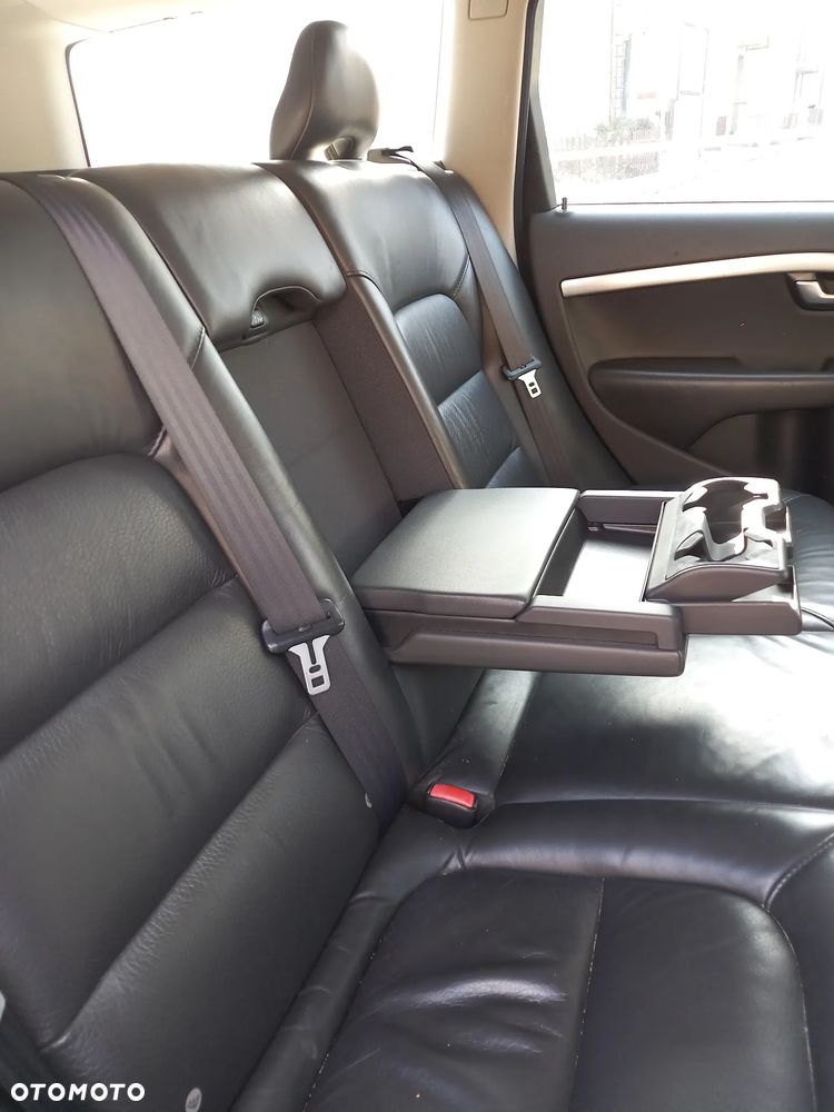 Volvo V70 2.0D Momentum - 10