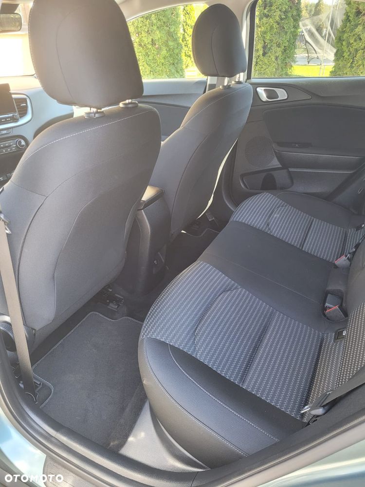 Kia XCeed 1.5 T-GDI Business Line DCT - 11
