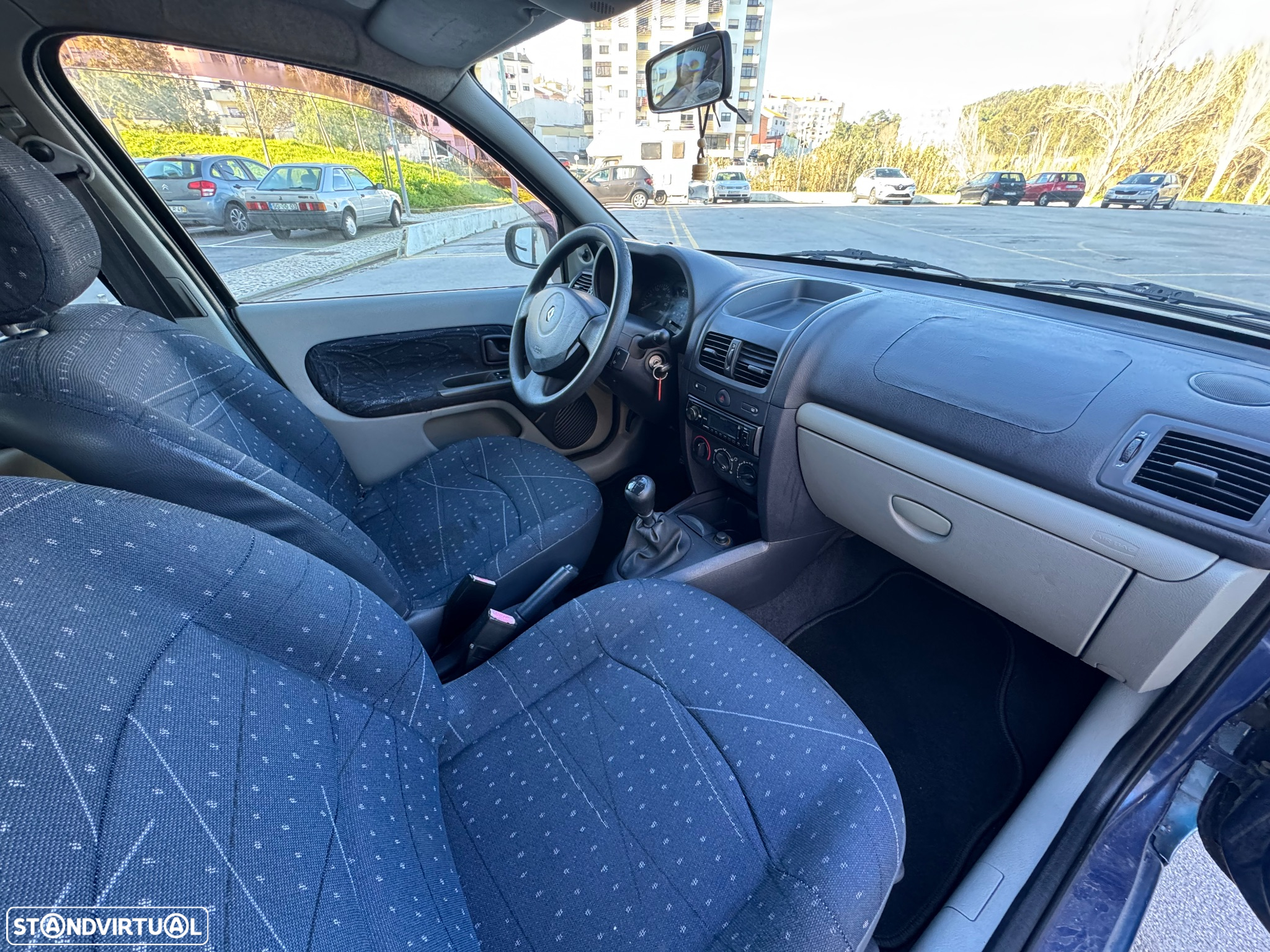 Renault Clio 1.2 Expression - 10