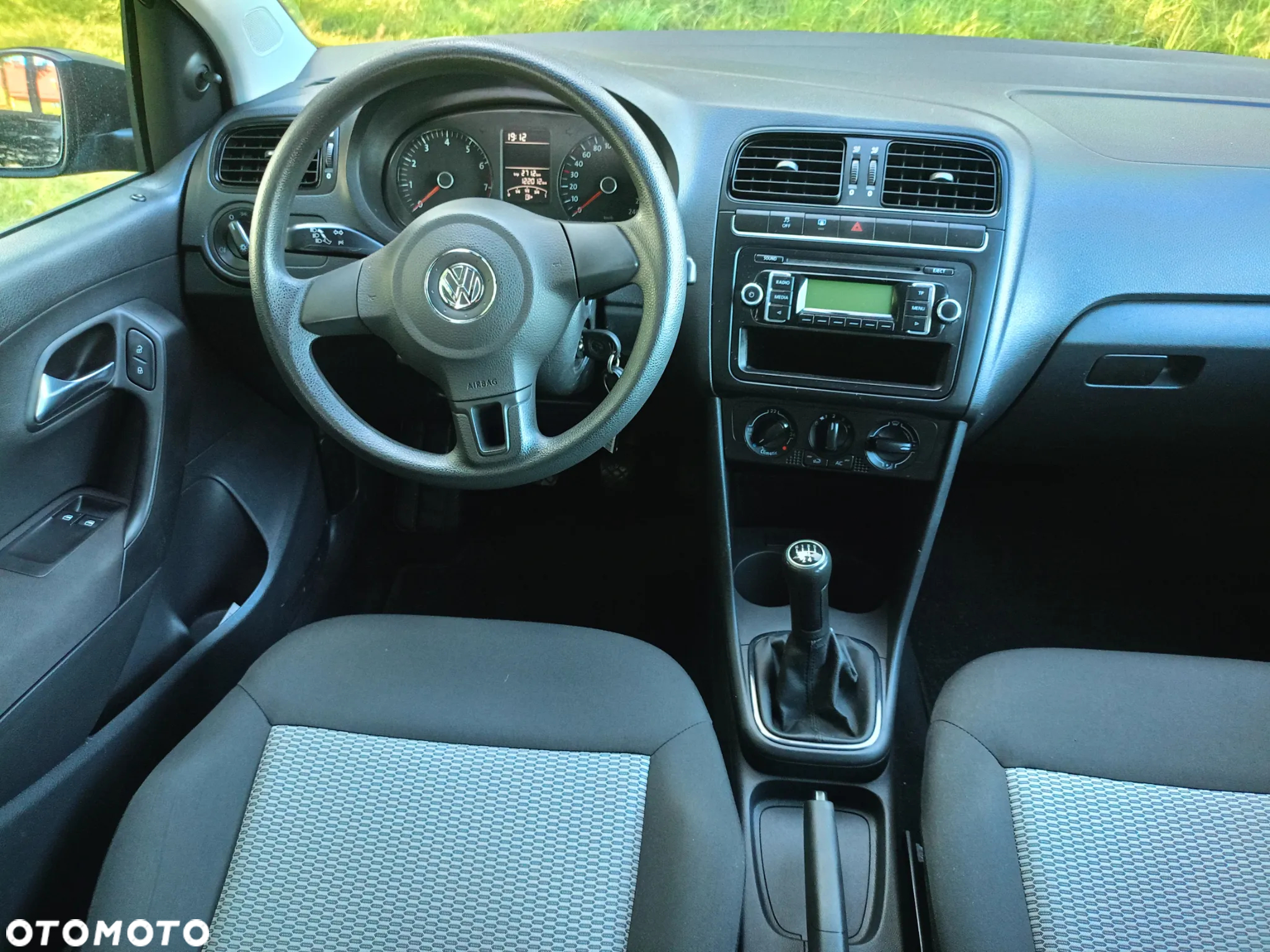 Volkswagen Polo 1.4 16V Trendline - 5