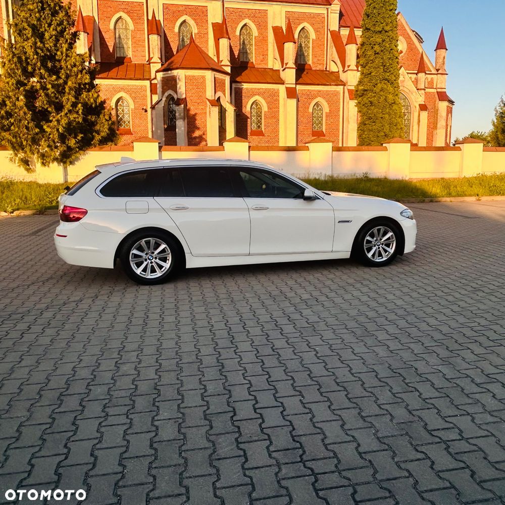 BMW Seria 5 520d - 13