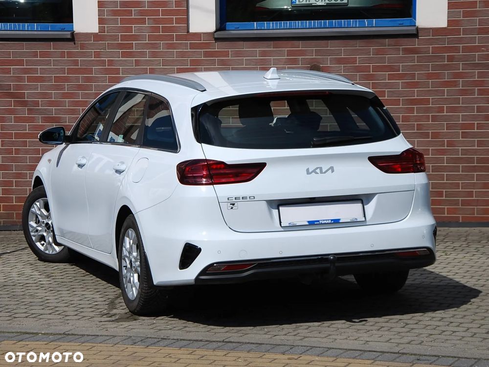 Kia Ceed - 7