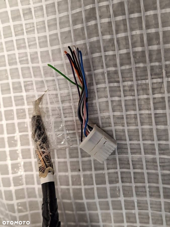 lusterko prawe suzuki s-cross 2022- 9 pin / kabli europa demontaz - 4