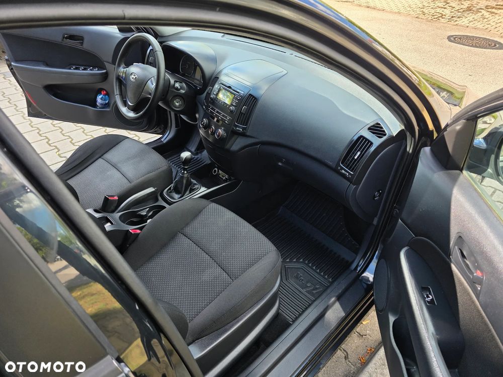 Hyundai i30 1.6 blue Comfort - 14