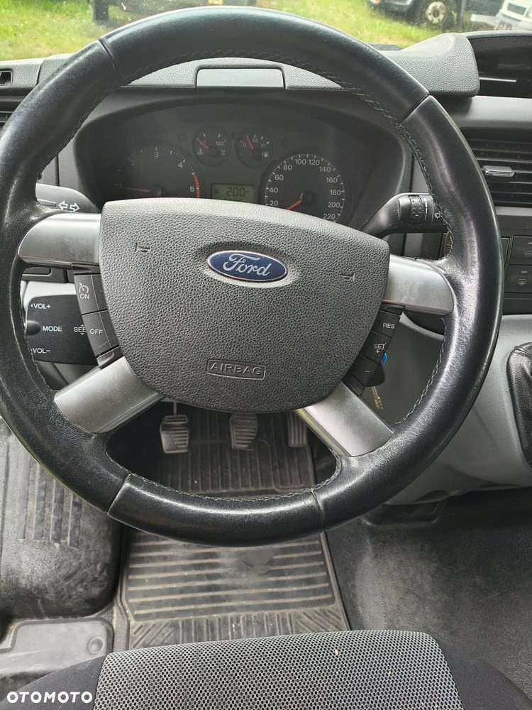 Ford Transit - 16