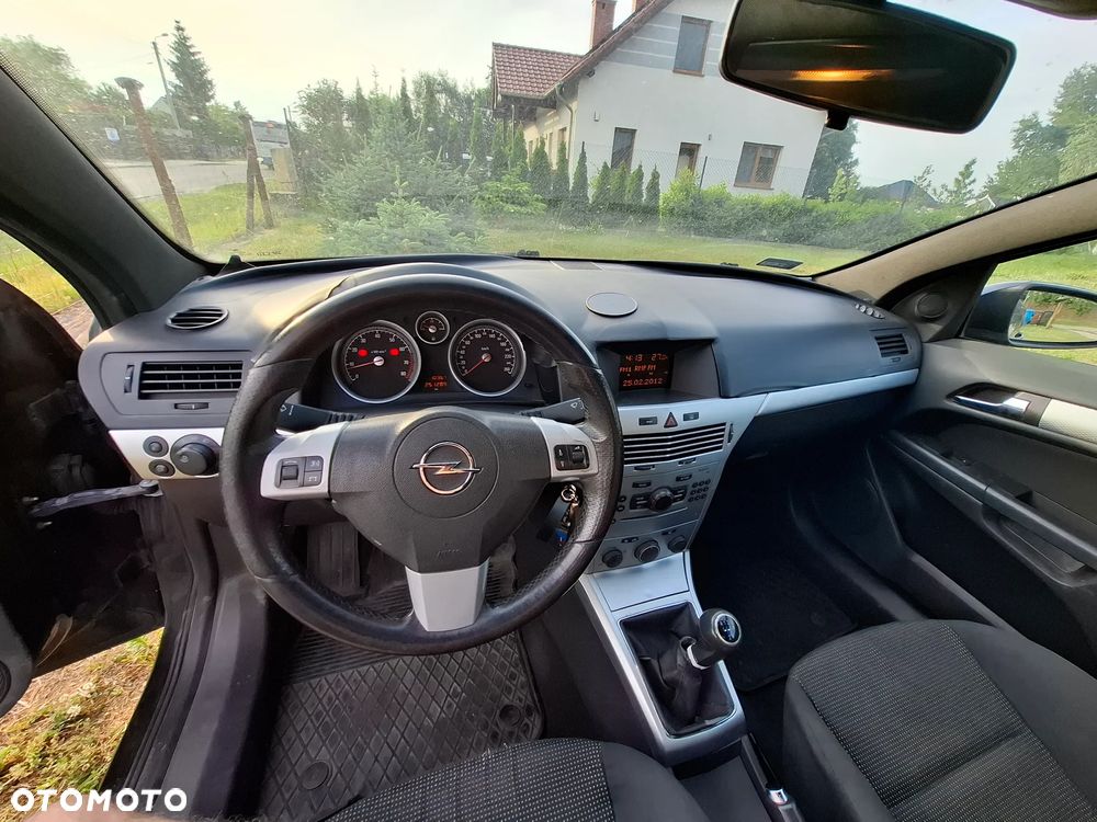 Opel Astra 1.4 Enjoy - 18