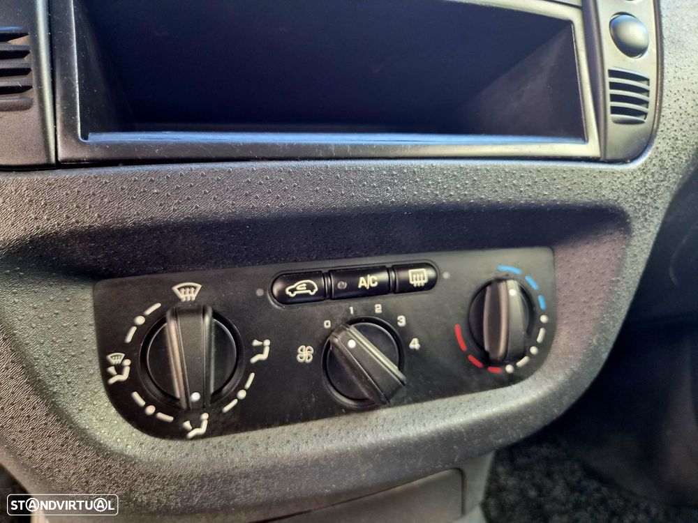 Citroën C2 1.4 HDi SX Pack Sensodrive - 19