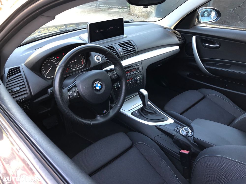 BMW Seria 1 120d Coupe Aut. Limited Edition Lifestyle mit M Sportpaket - 9