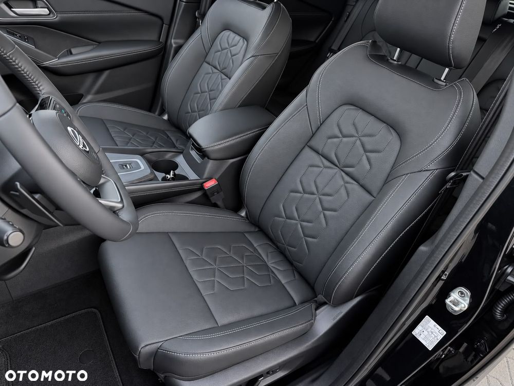 Nissan Qashqai 1.3 DIG-T MHEV Xtronic Tekna - 18