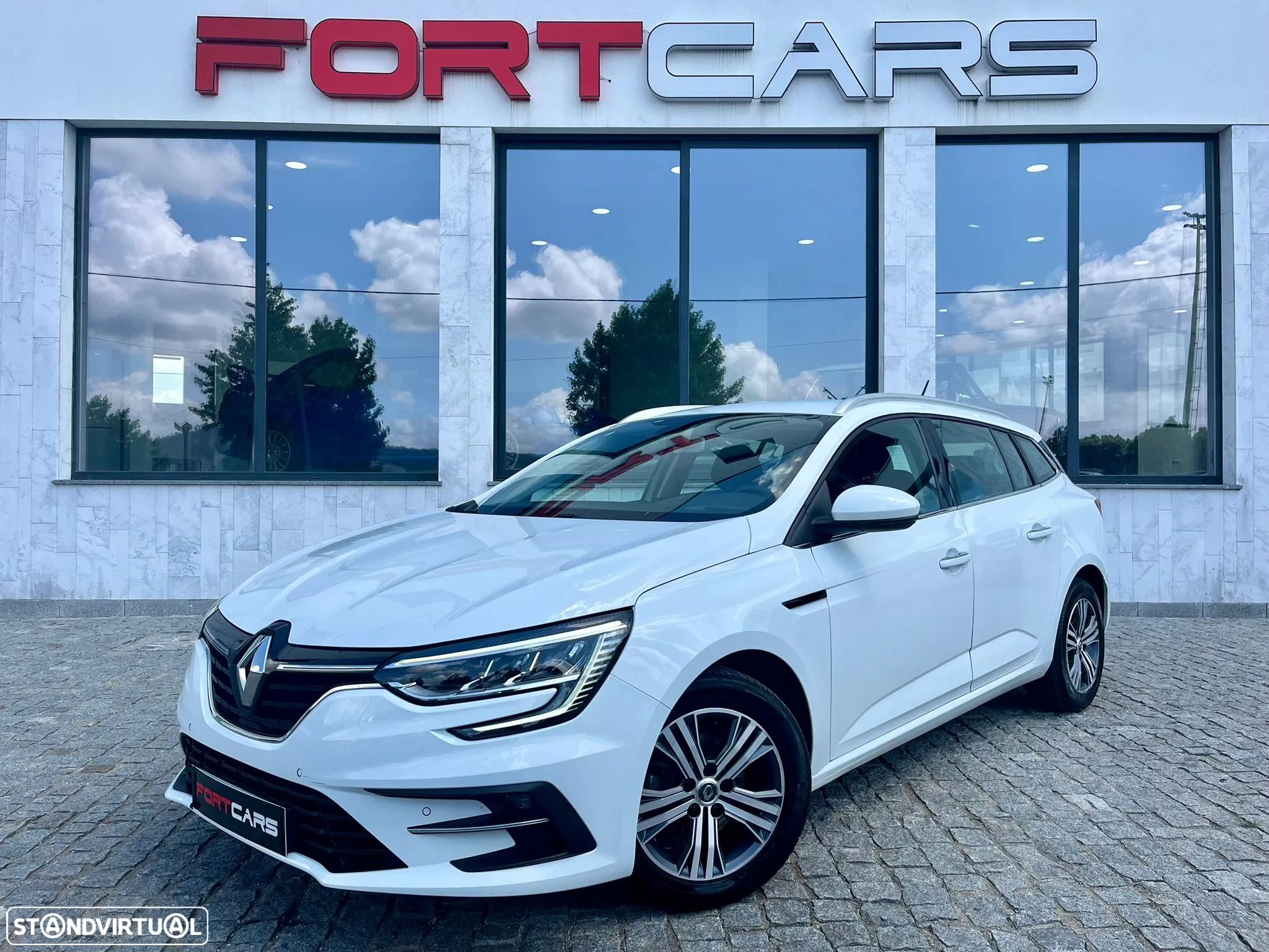 Renault Mégane Sport Tourer 1.5 Blue dCi Limited - 1