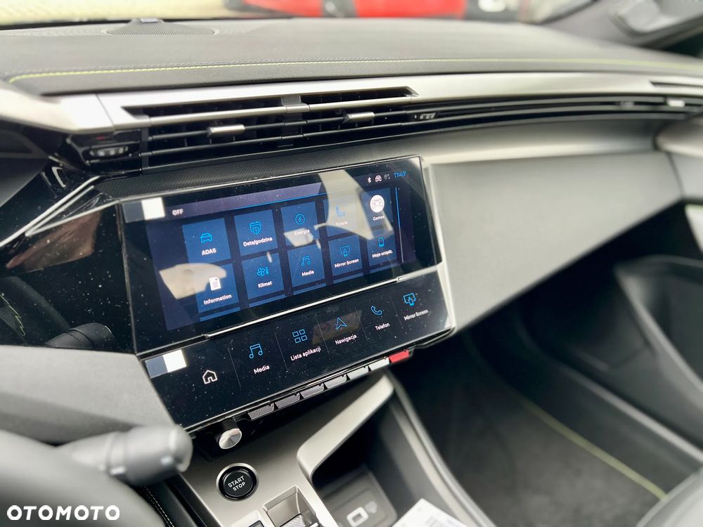 Peugeot 408 1.6 Plug-in Hybrid 240 GT Exclusive e-DCS7 - 21