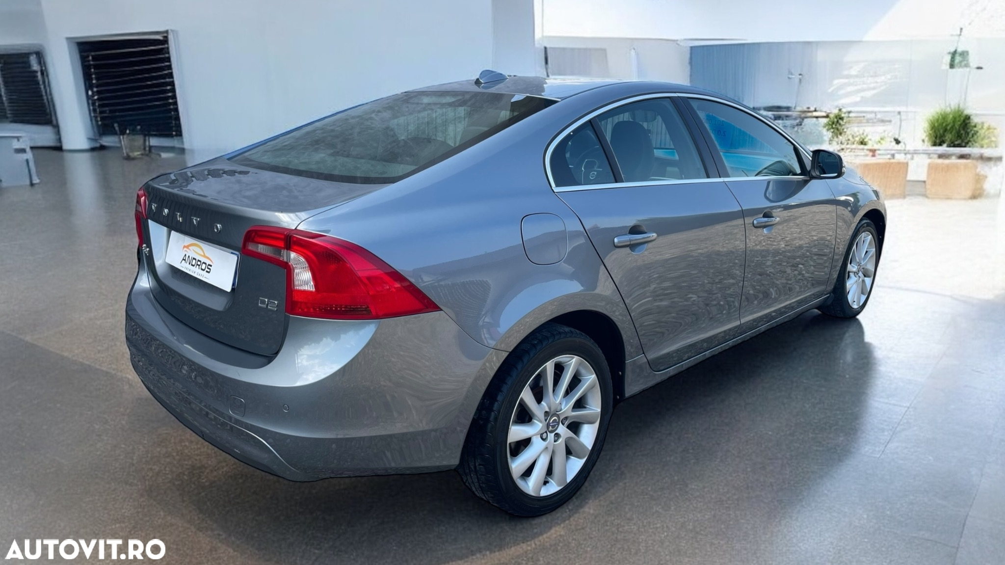 Volvo S60 D2 Geartronic Momentum - 3