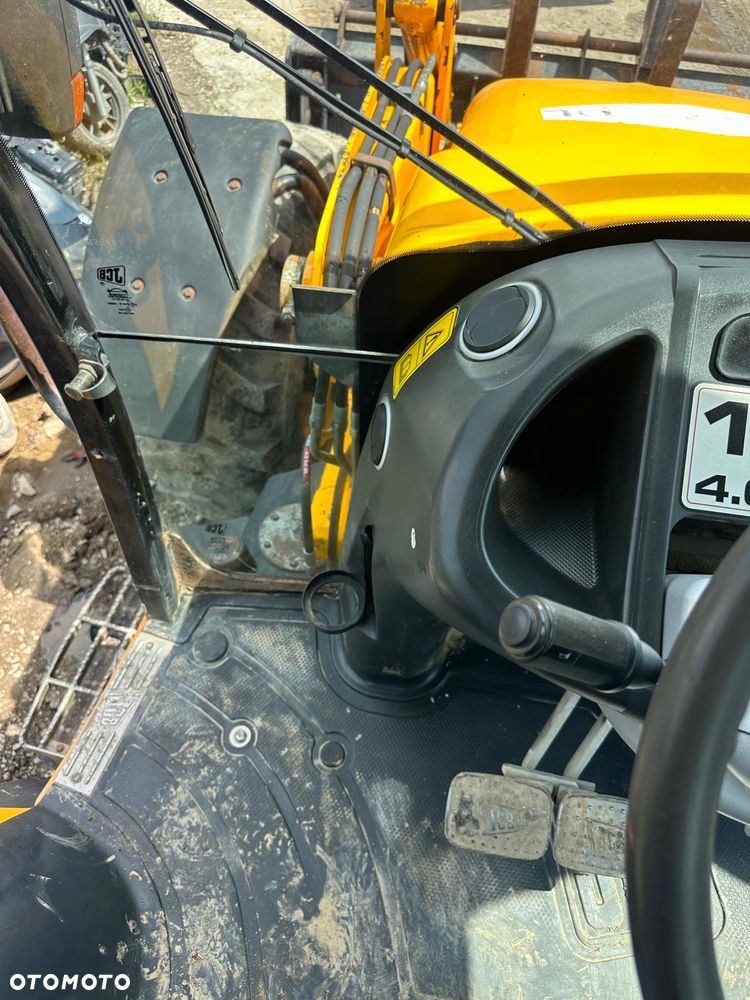 JCB Koparko Ładowarka JCB 3CX 4x4x4 3 Łyżki Wszystkie Koła Równe Skrętne - 17