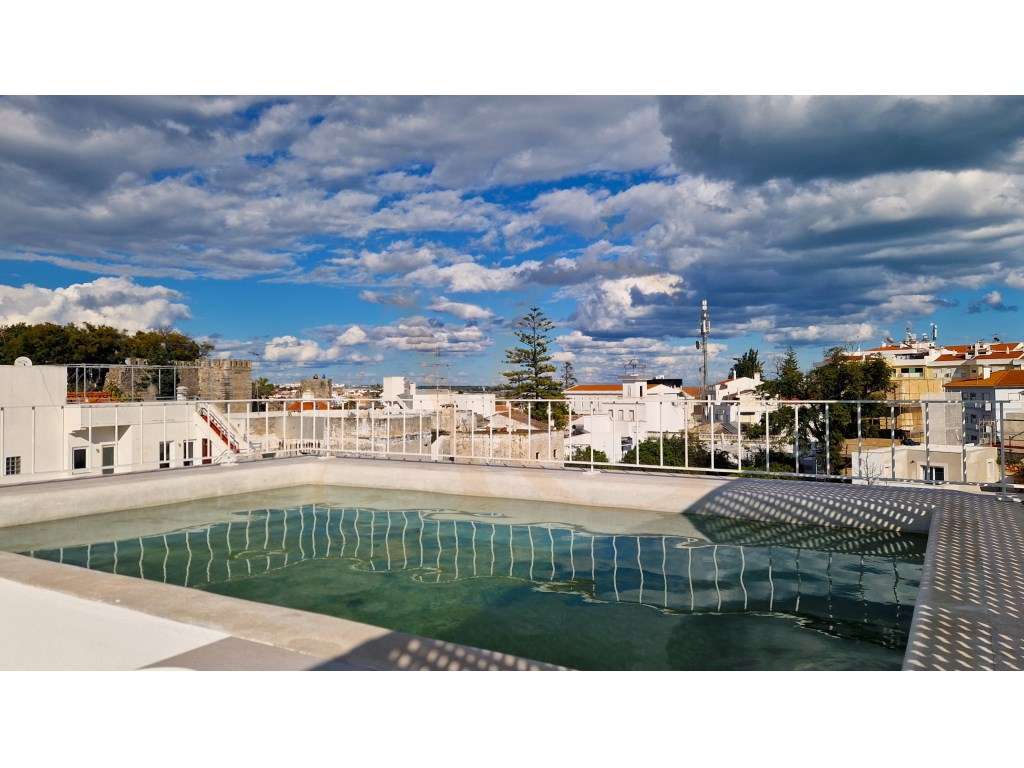 Apartamento T2 de luxo, no centro de Tavira com piscina e garagem p... - Grande imagem: 2/17