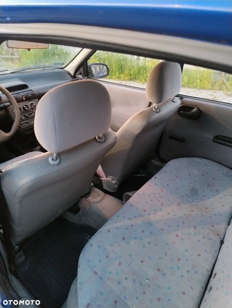 Opel Corsa 1.0 City 12v - 3