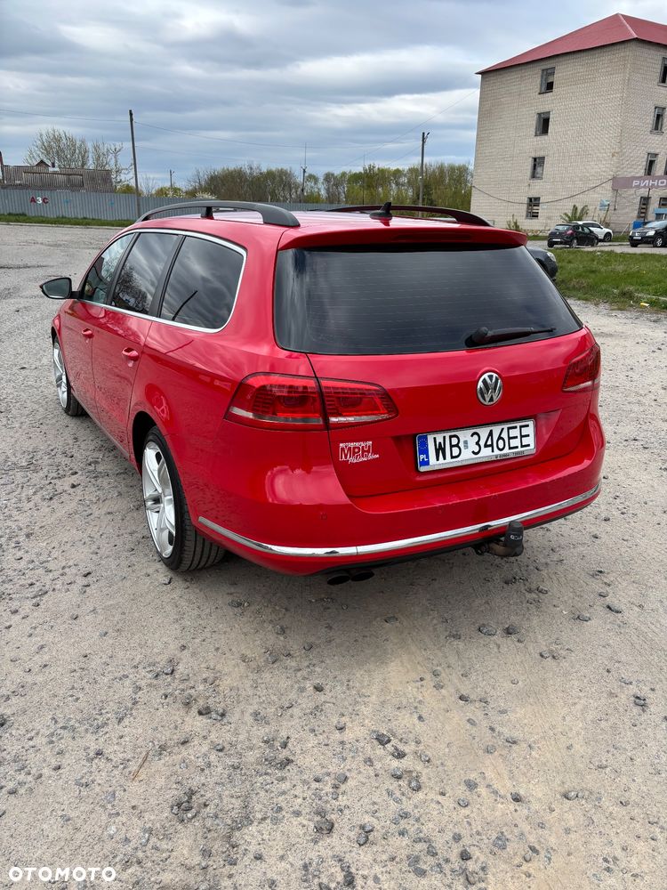 Volkswagen Passat - 4
