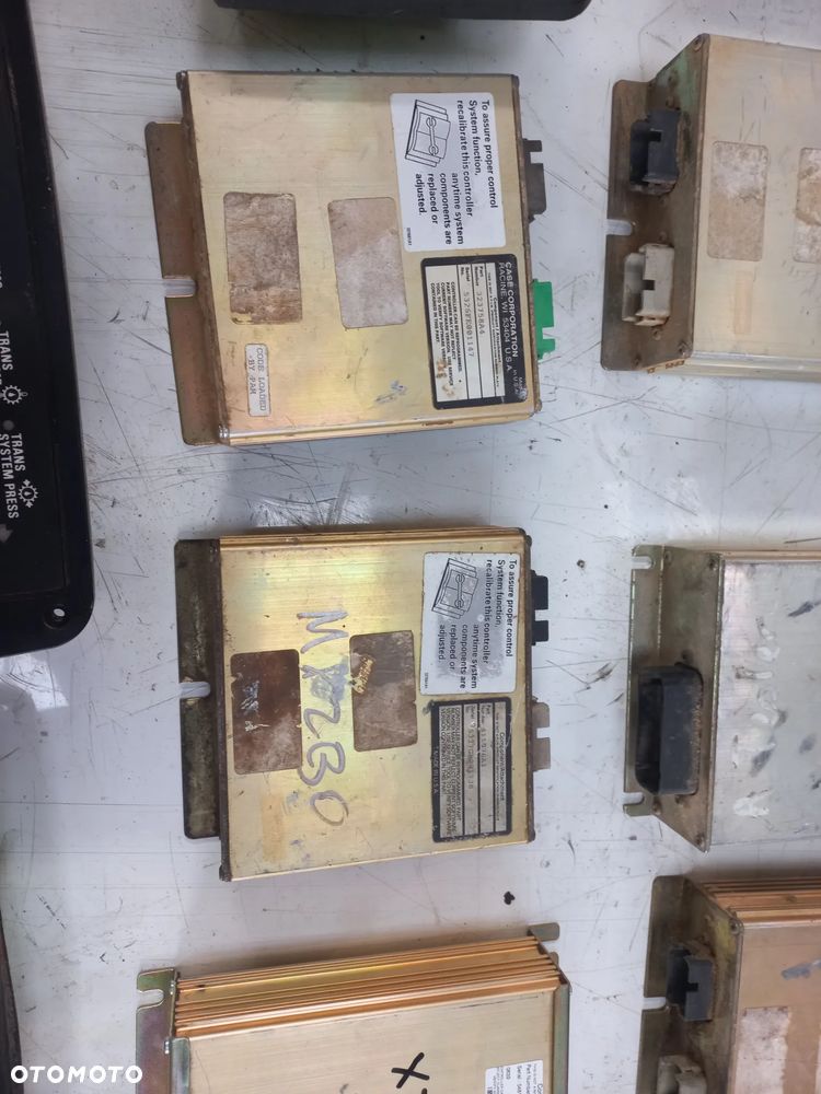 Komputer,Sterownik,Licznik ,Case XTX,MXU,MX,PUMA,7240,7120,1964762C2,230599A4,323758A4,411976A1,711976A1,710147A2,325377A1,336138A1,231136A4,344596A2,323761A3,4216747M91,407118A2,248237A1,1964859A2,MX230,180,270,150,110,MCcormick, - 5