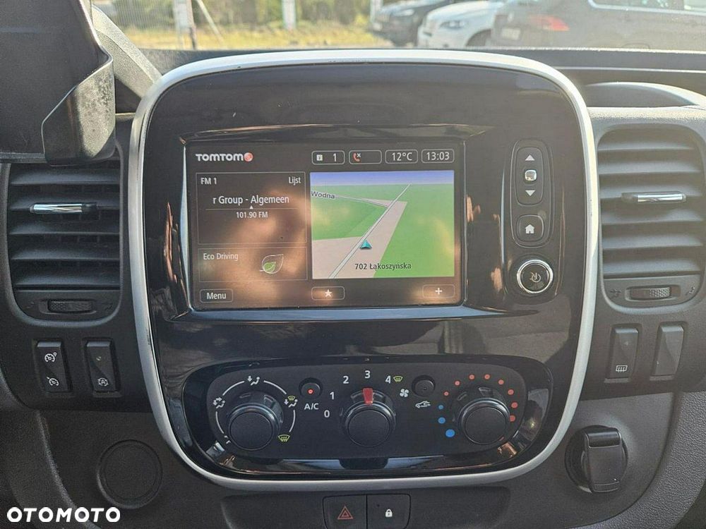 Opel Vivaro - 8