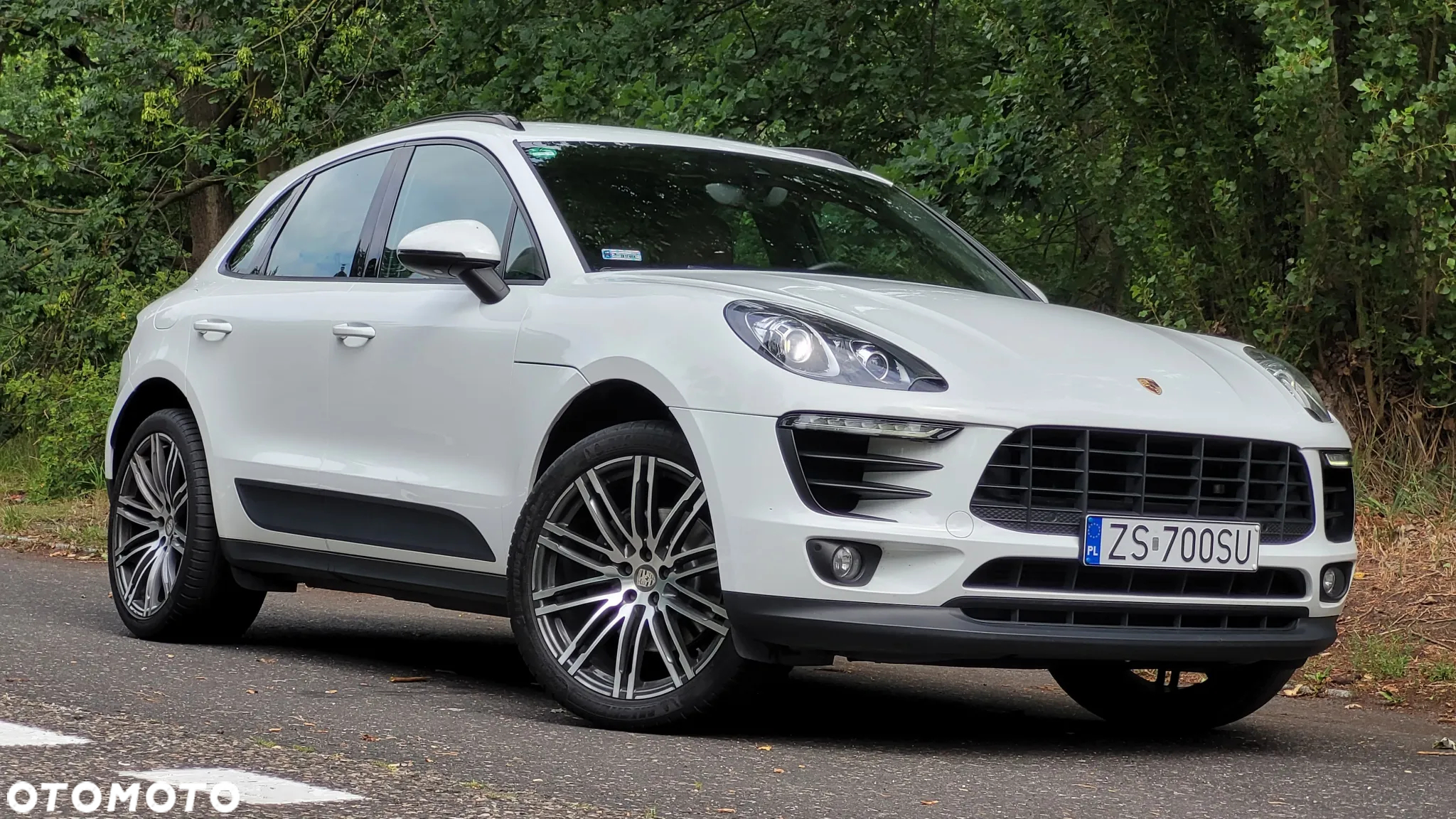 Porsche Macan Standard - 2