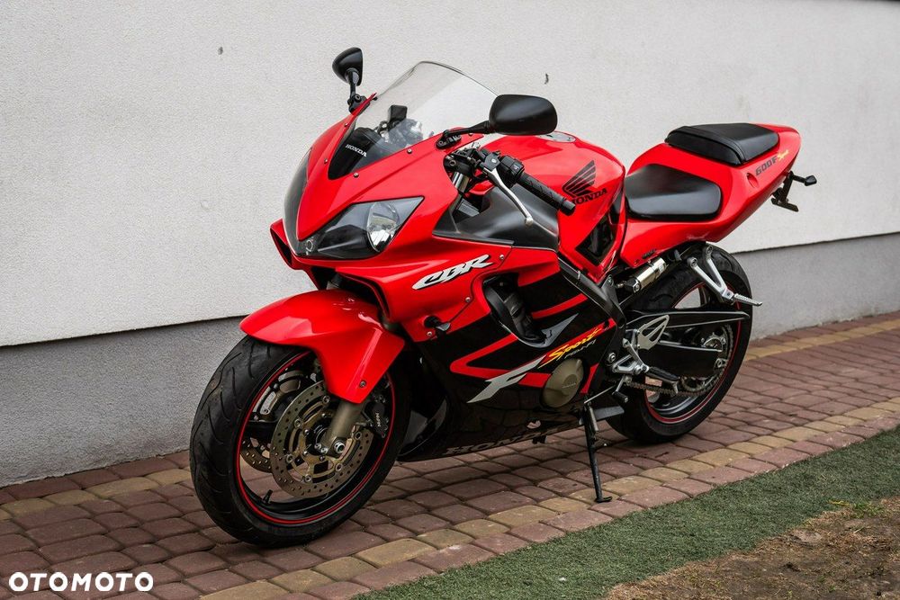 Honda CBR - 8