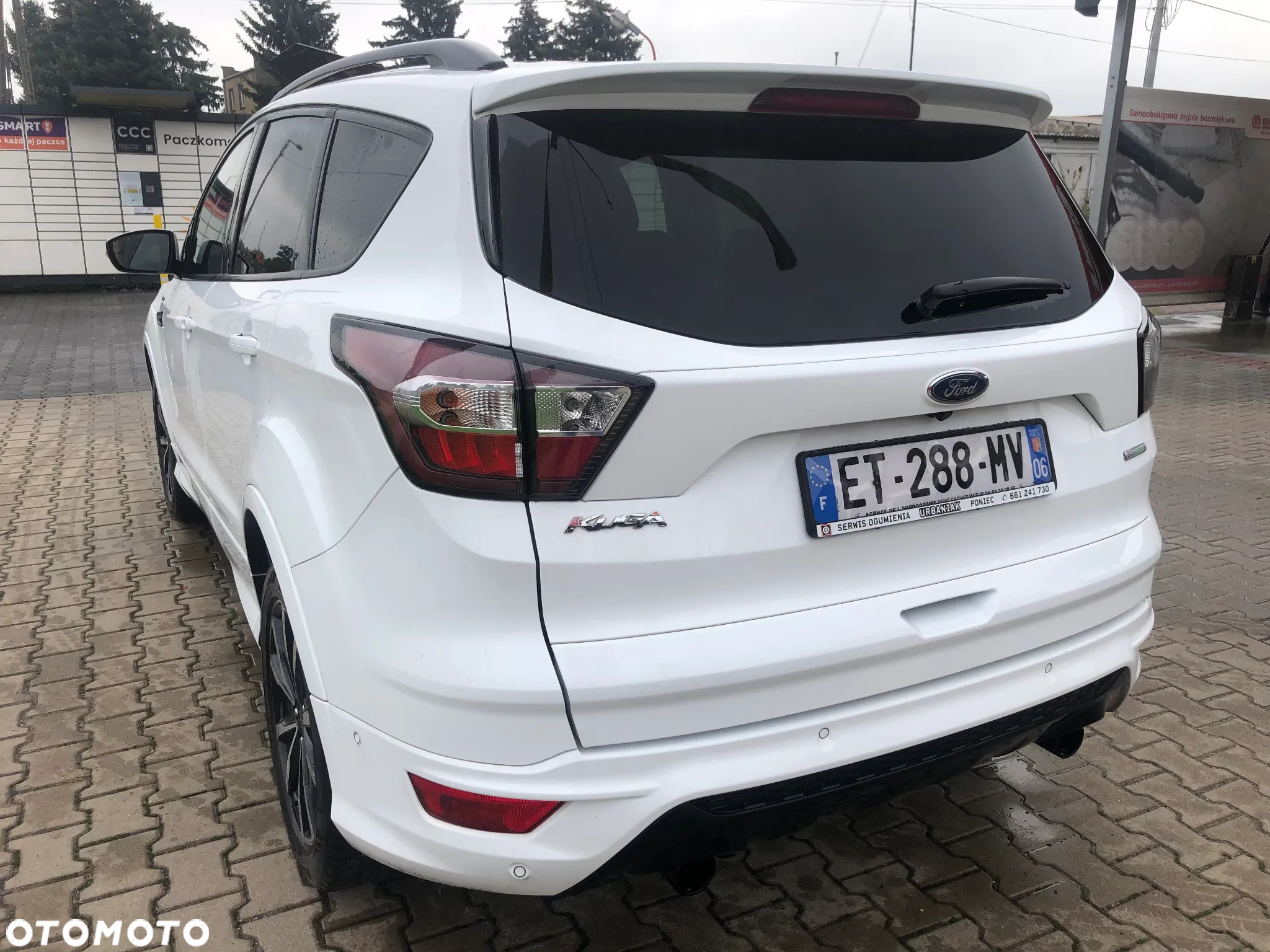 Ford Kuga 1.5 EcoBoost 2x4 ST-Line - 8