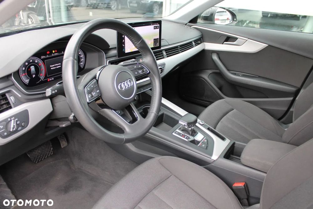 Audi A4 Avant 35 TFSI mHEV Advanced S tronic - 13