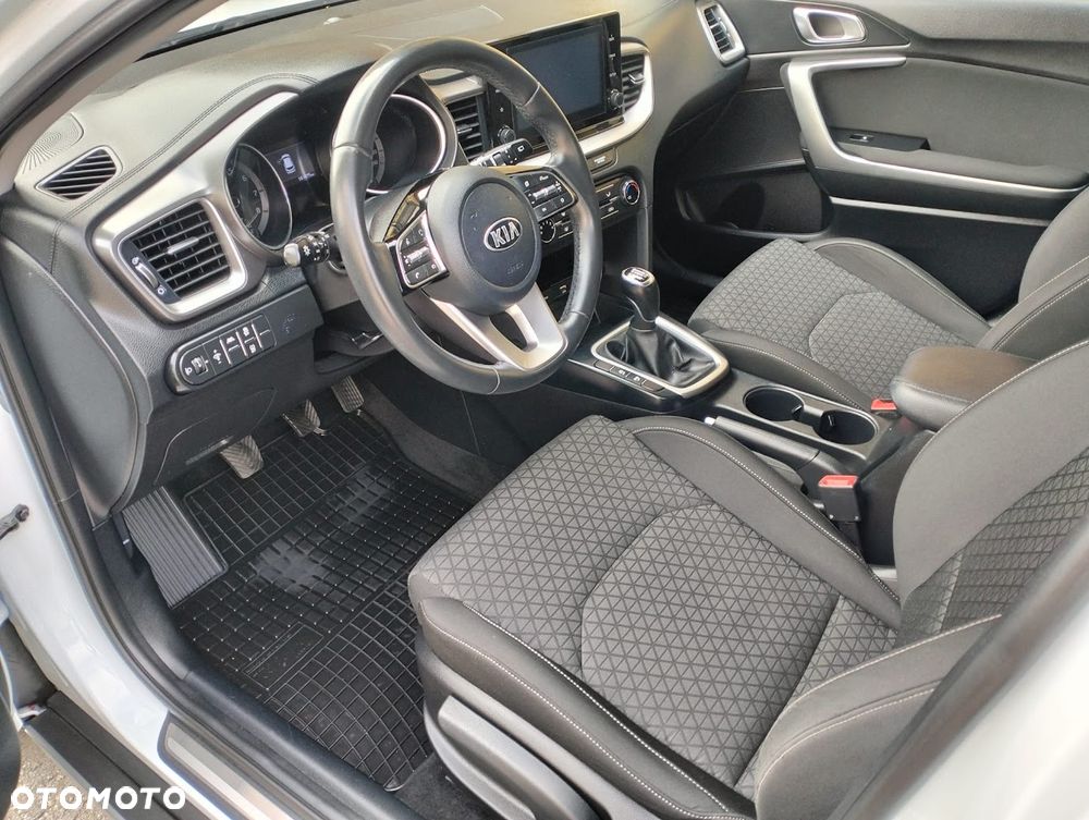 Kia XCeed 1.4 T-GDI XL - 10