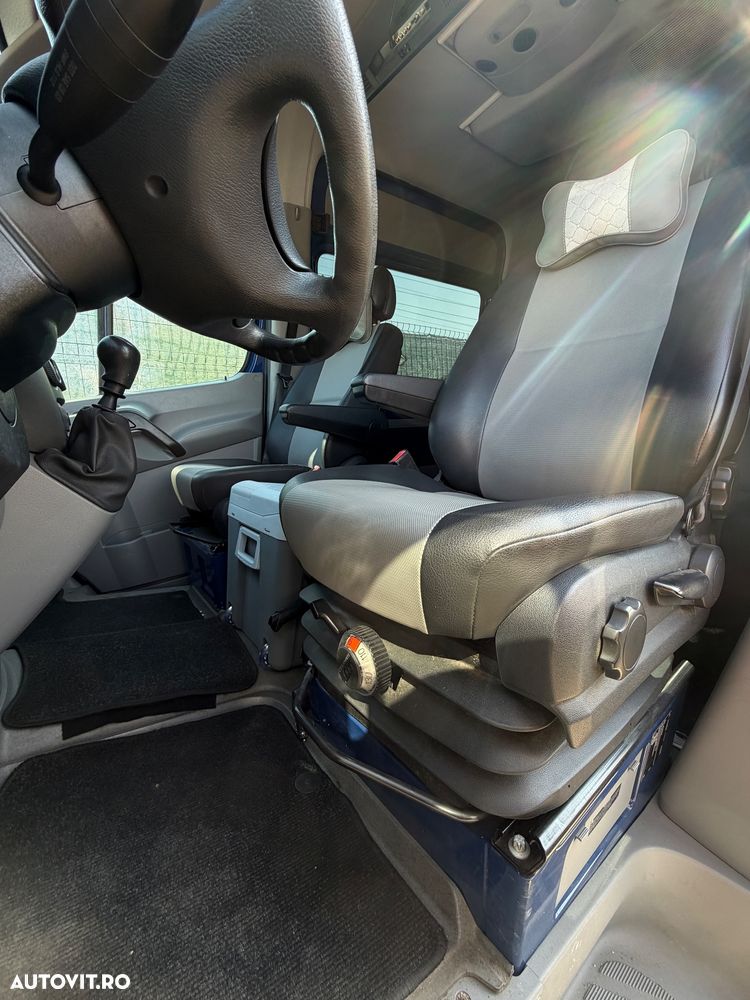 Volkswagen CRAFTER - 21