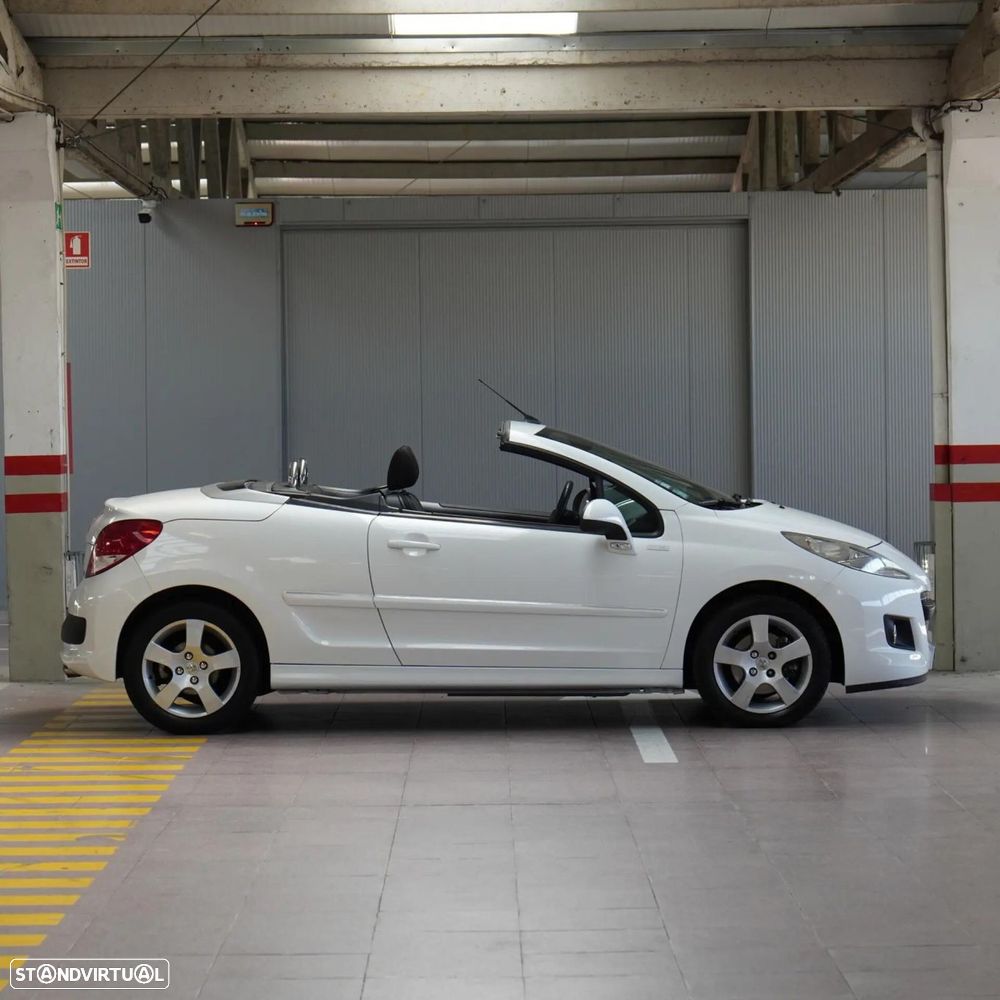 Peugeot 207 CC 1.6 SE 200 Anos - 8
