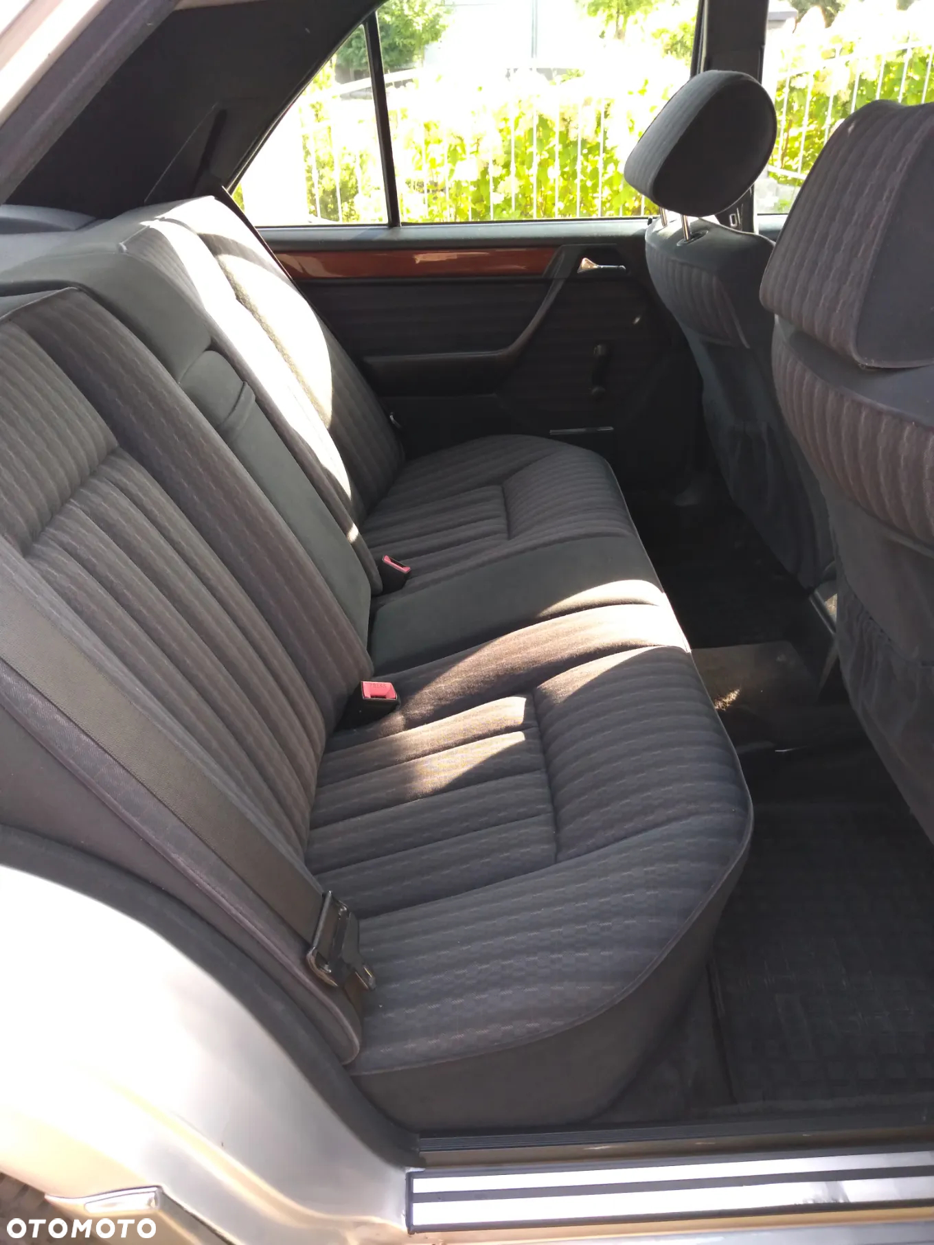 Mercedes-Benz W124 (1984-1993) - 8