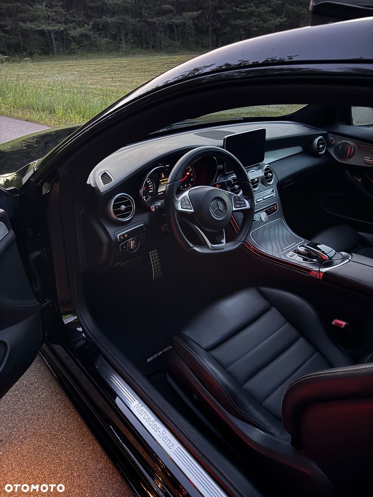 Mercedes-Benz Klasa C 300 9G-TRONIC - 11