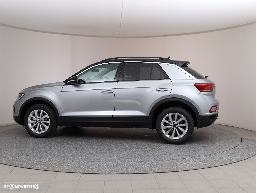 VW T-Roc 1.5 TSI Urban DSG - 6
