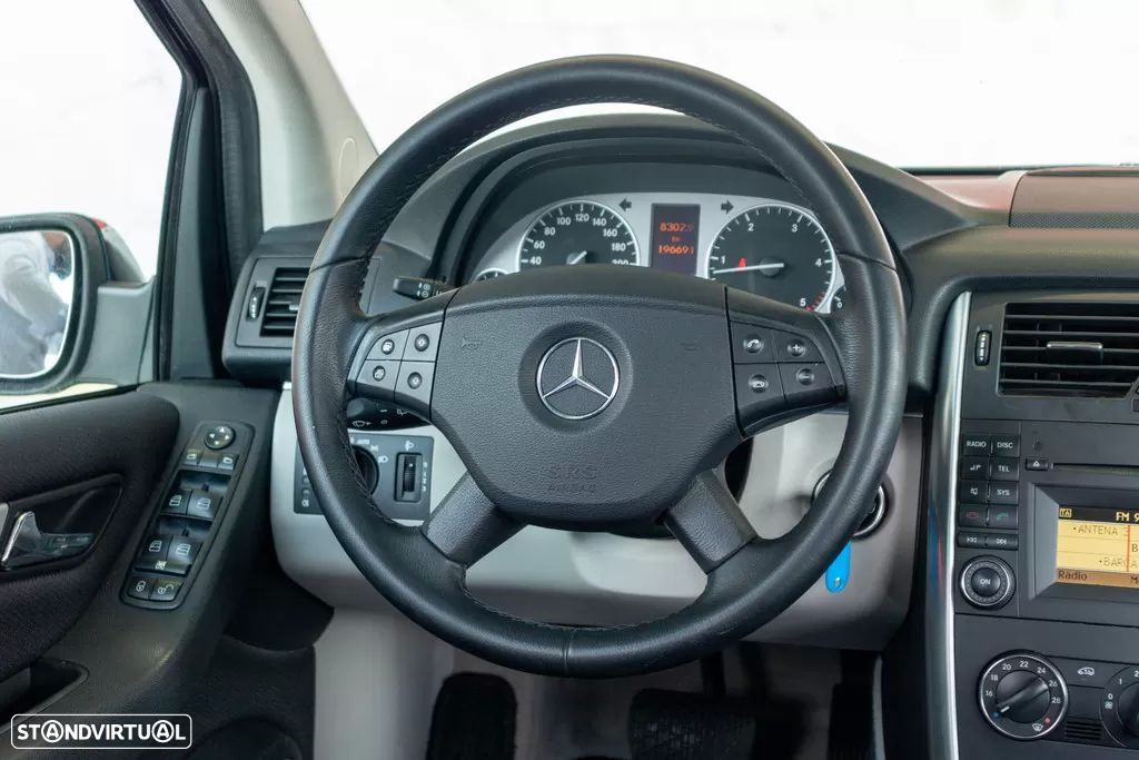 Mercedes-Benz B 200 CDi Autotronic - 8