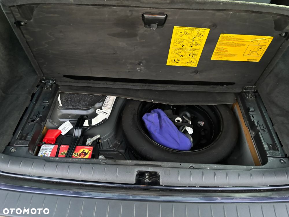 Volvo V70 2.4 Momentum - 35