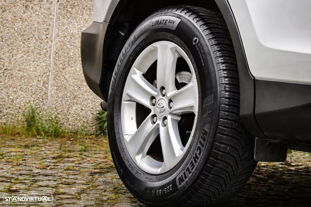 Toyota RAV4 2.0 D-4D Comfort+GPS - 13