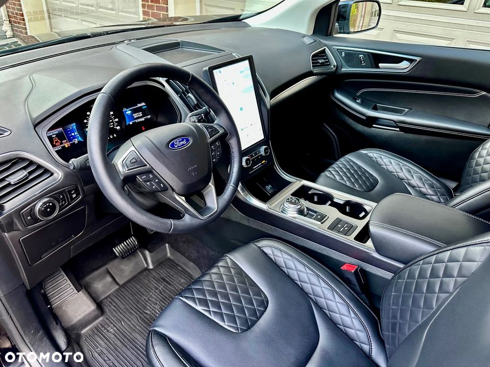 Ford Edge - 10
