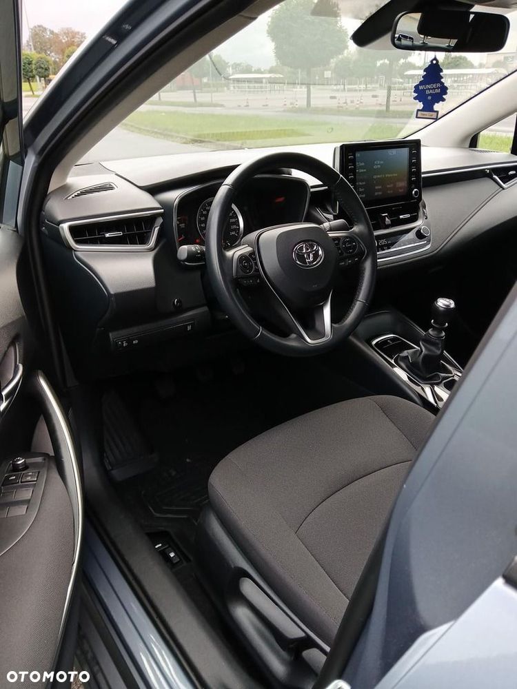 Toyota Corolla - 17