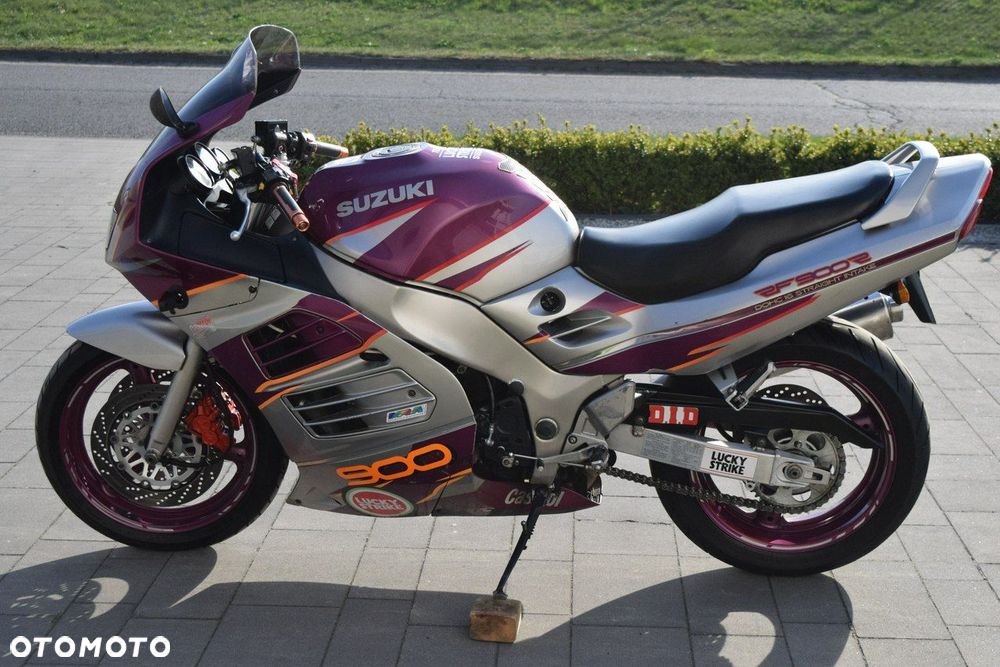 Suzuki RF - 6