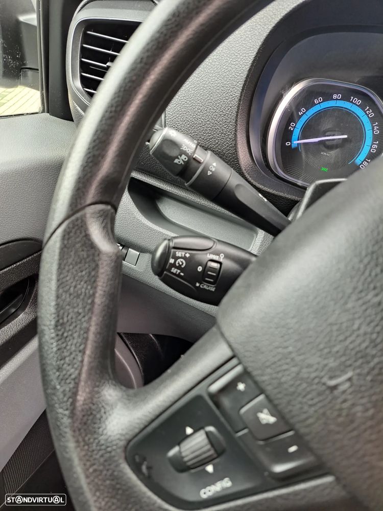 Opel Vivaro-e 75 KWH MWB Isotermica Frigorifica Congelação - 9