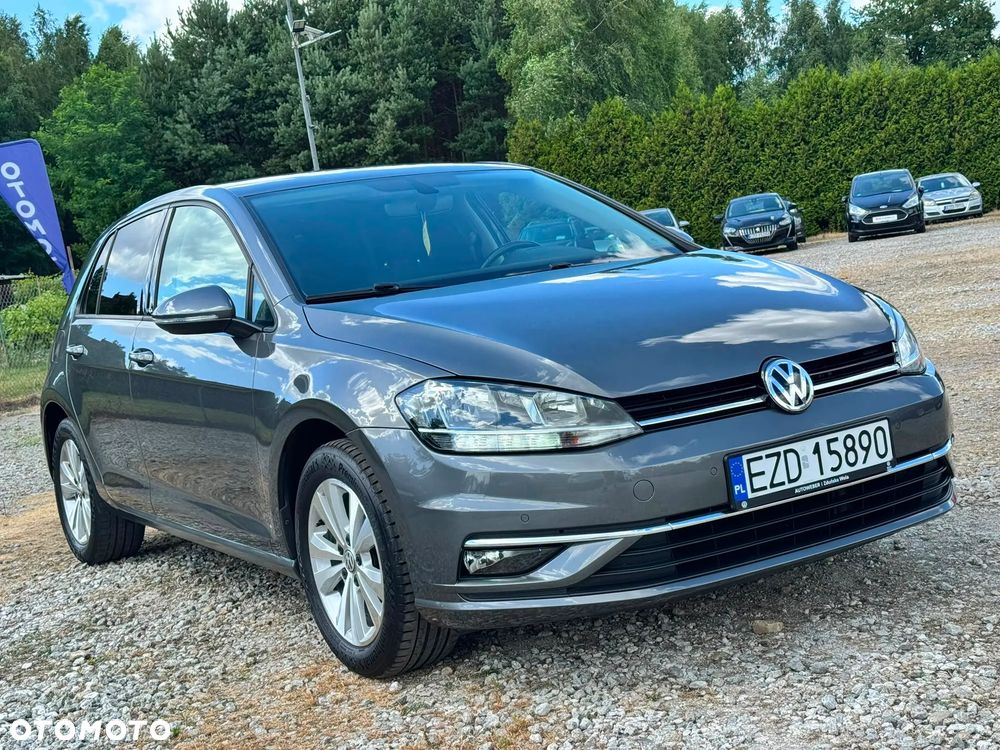 Volkswagen Golf - 5