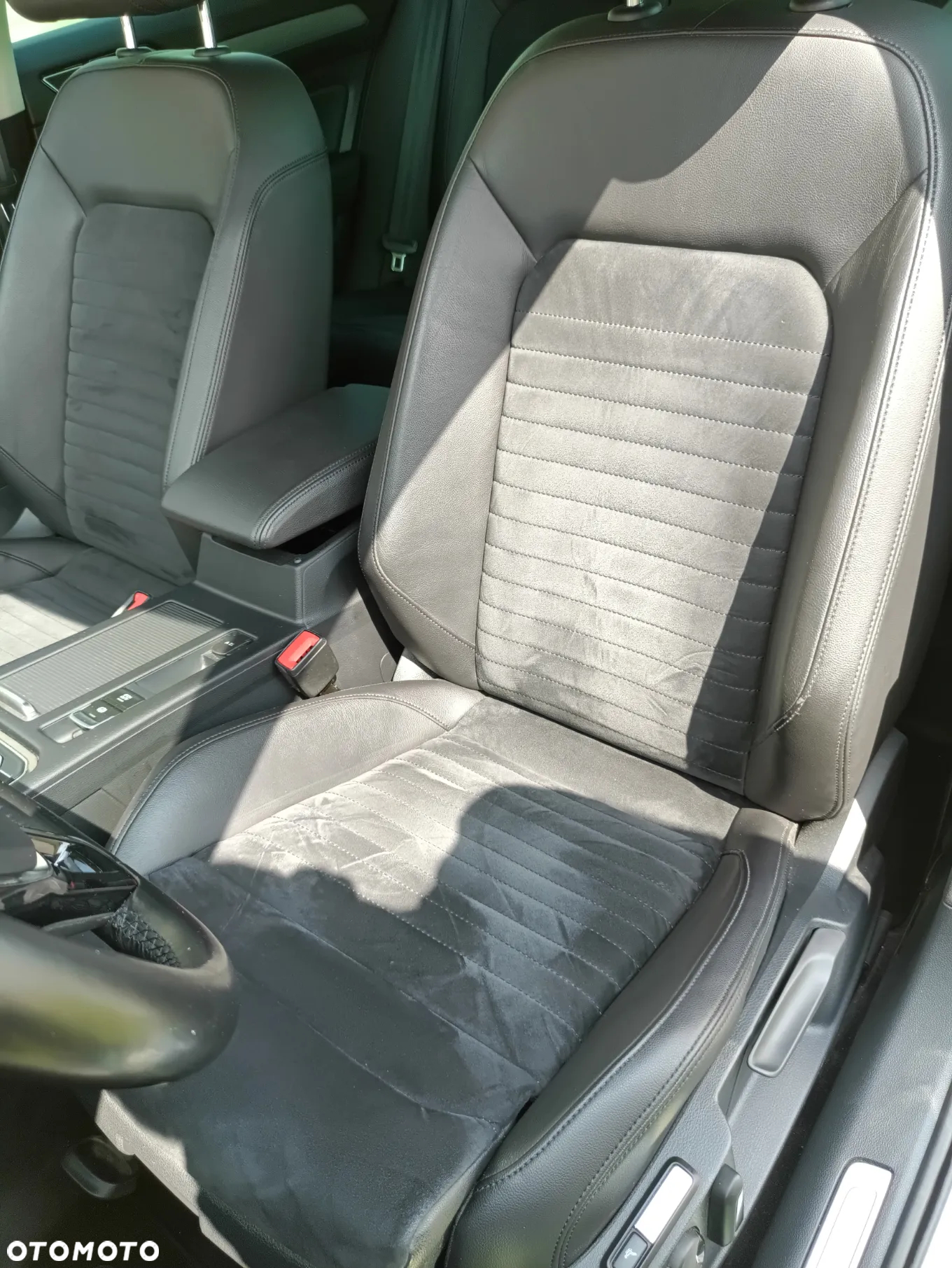 Volkswagen Passat - 16