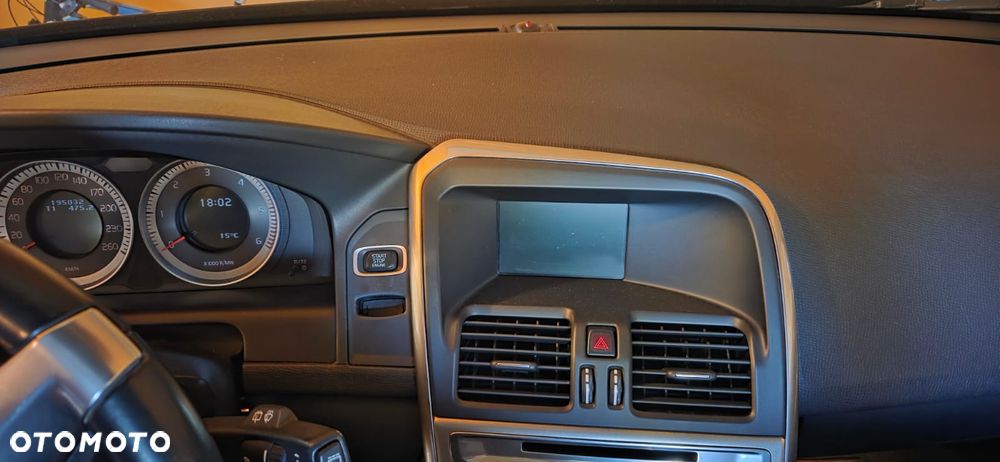 Volvo XC 60 - 16
