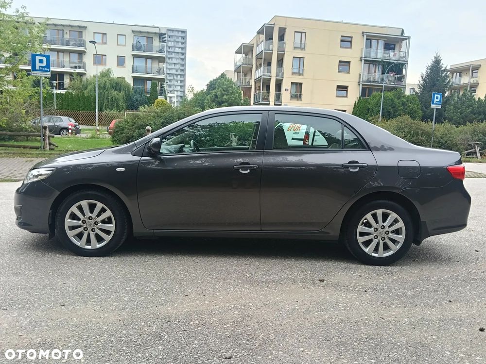 Toyota Corolla 1.6 VVT-i Prestige + NAVI MM - 9