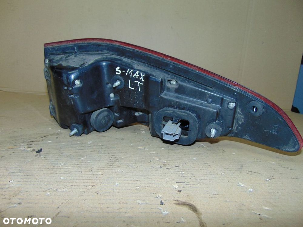 FORD S-MAX MK1 LIFT LAMPA LEWA TYLNA TYŁ W BŁOTNIK SMAX - 2