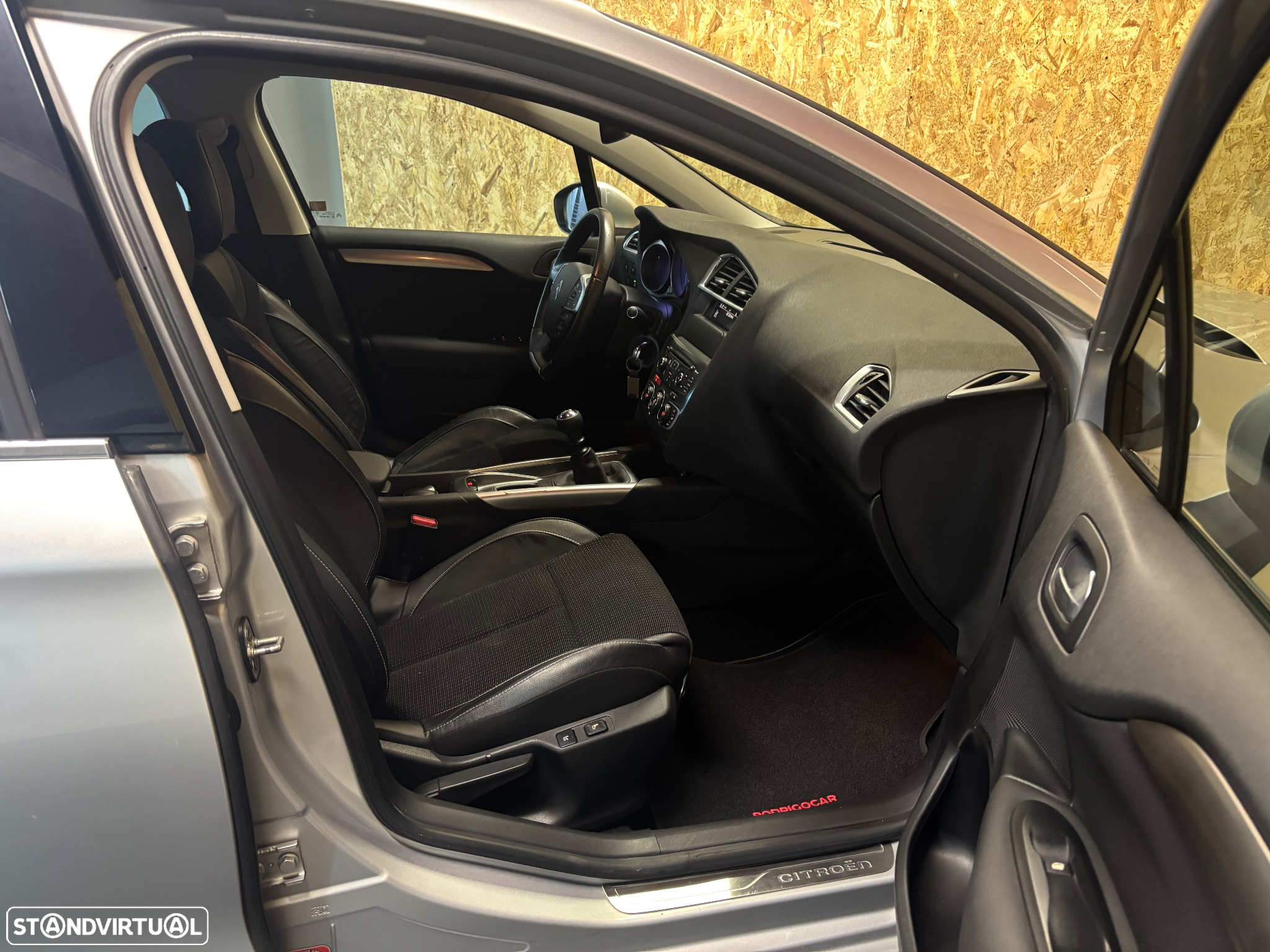 Citroën C4 1.6 e-HDi Exclusive - 13