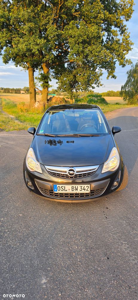 Opel Corsa 1.4 16V 150 Jahre - 2