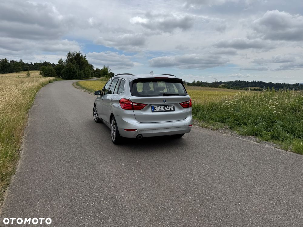 BMW Seria 2 218d Sport-Aut Advantage - 6