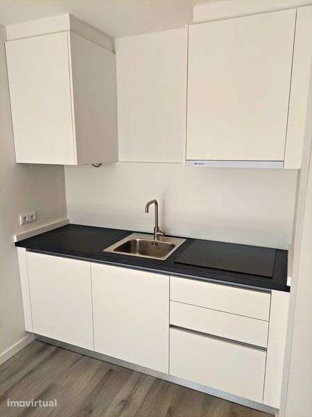 Apartamento T1+1 à Venda - Grande imagem: 4/12