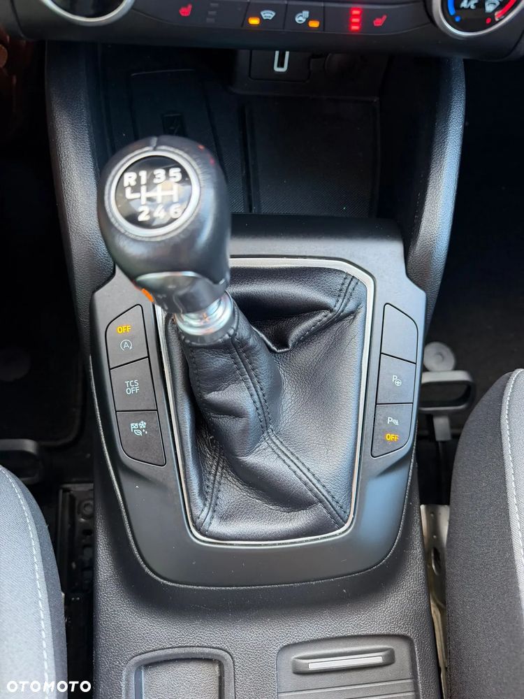 Ford Focus 2.0 EcoBlue Titanium Business - 21